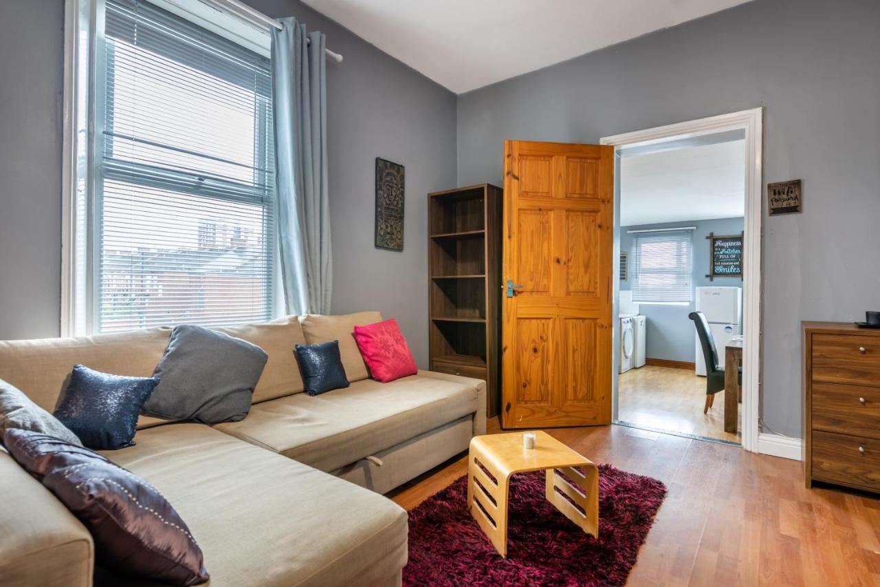 City Centre Super Spacious Apartments Free Parking And Wi Fi ニューカッスル・アポン・タイン エクステリア 写真